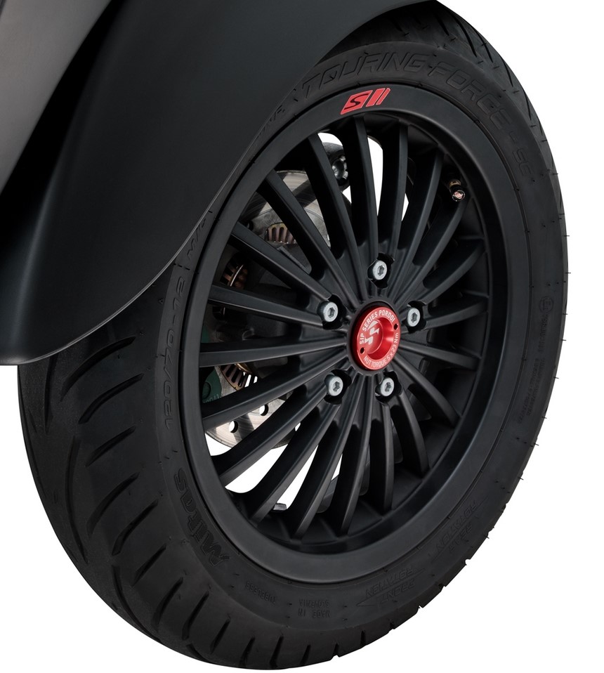 Tappo parapolvere 12" cerchio anteriore per Vespa GTS/​GTS Super/​GTV/​GT 125-300ccm, rosso
