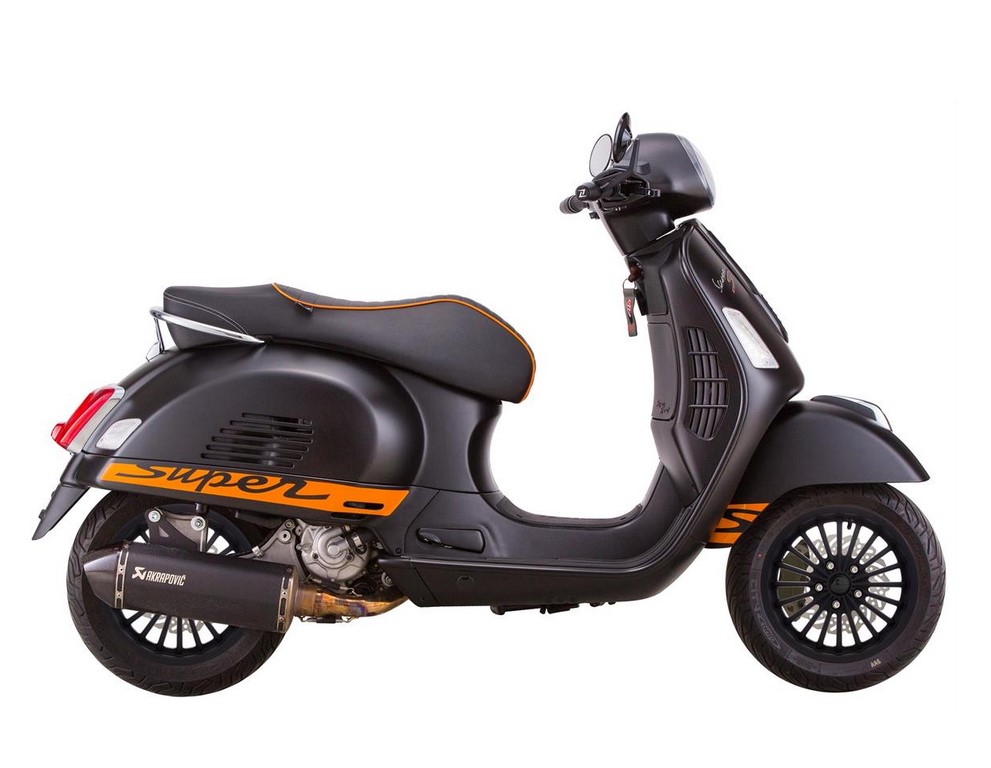 Cerchio anteriore/posteriore per Vespa GTS/​GTS Super/​GTV/​GT 60/​GT/​GT L 125-300ccm, nero opaco