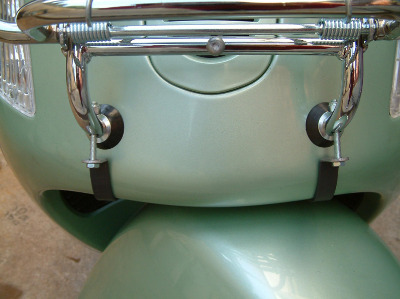 Portapacchi anteriore per Vespa GTS/GTS Super/GTV/GT 60/GT/GT L 125-300cc, pieghevole, cromato