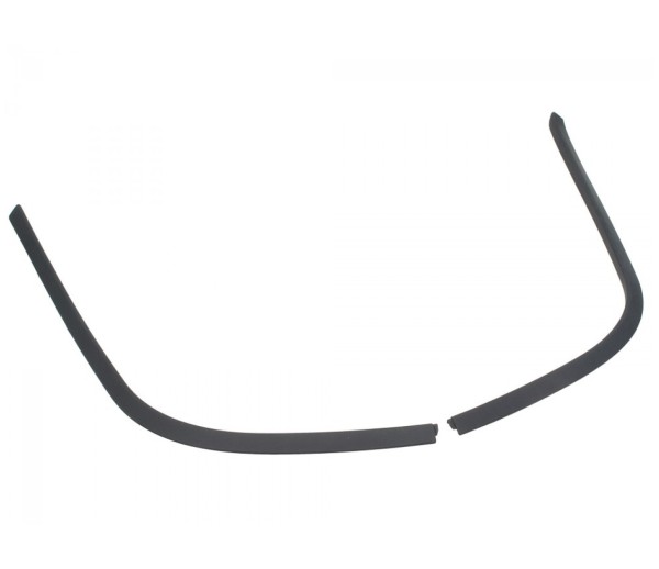 Protezione bordo inferiore, nera, per Vespa Primavera / Sprint 50-150 (dal 2013-)